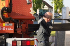 Maibaum aufstellen 2016 020