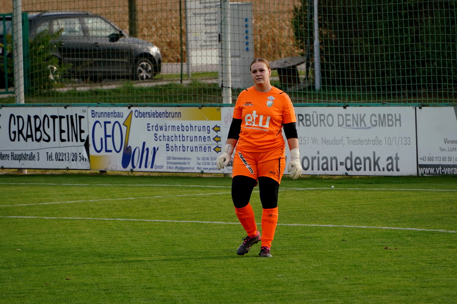 Frauenfusball-Lassee-06
