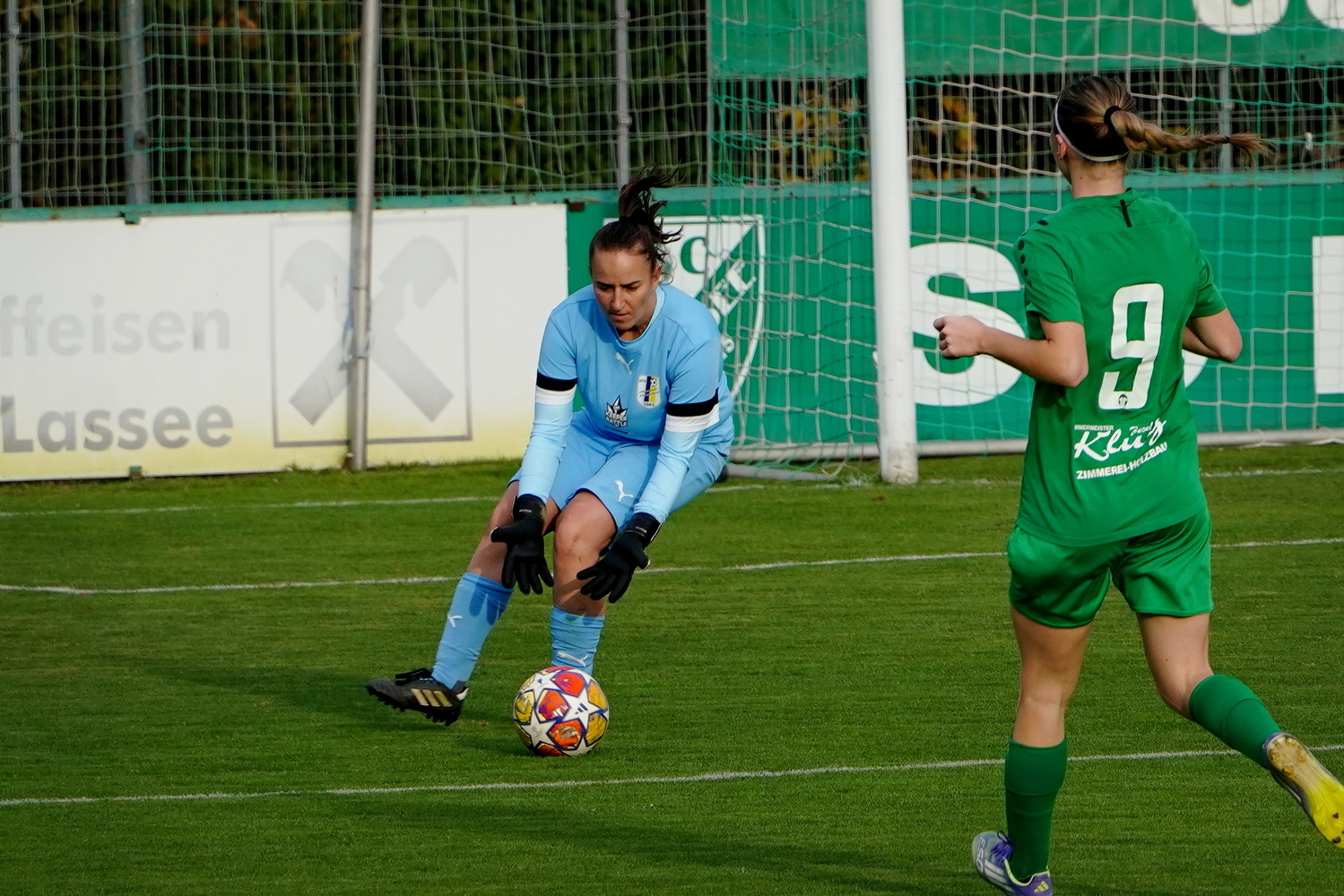 Frauenfusball-Lassee-10