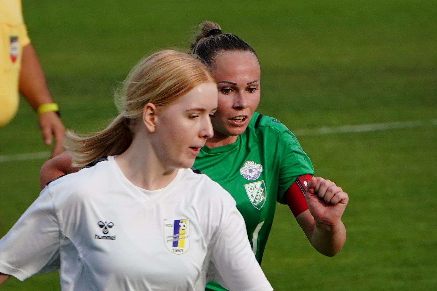 Frauenfusball-Lassee-16