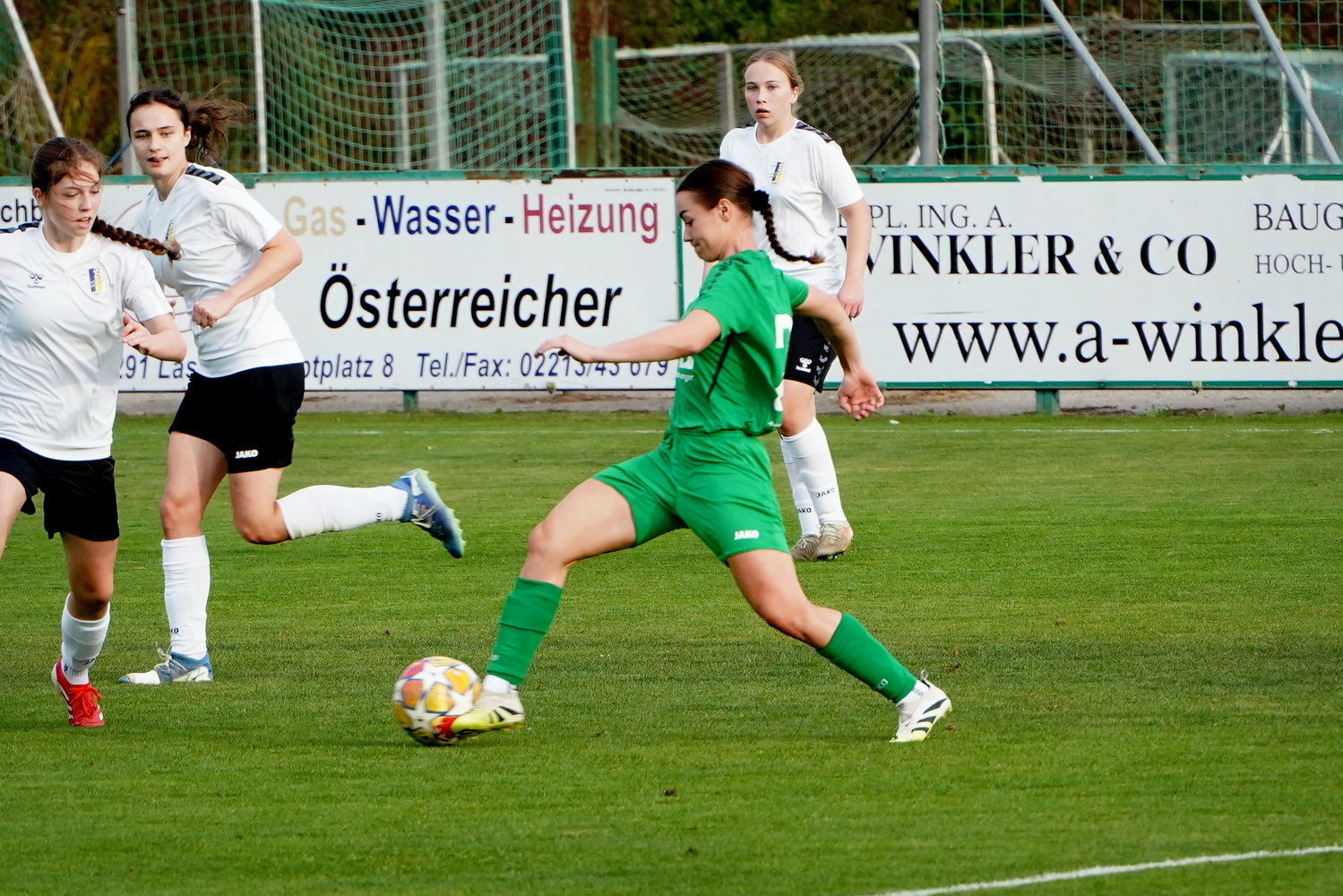 Frauenfusball-Lassee-20