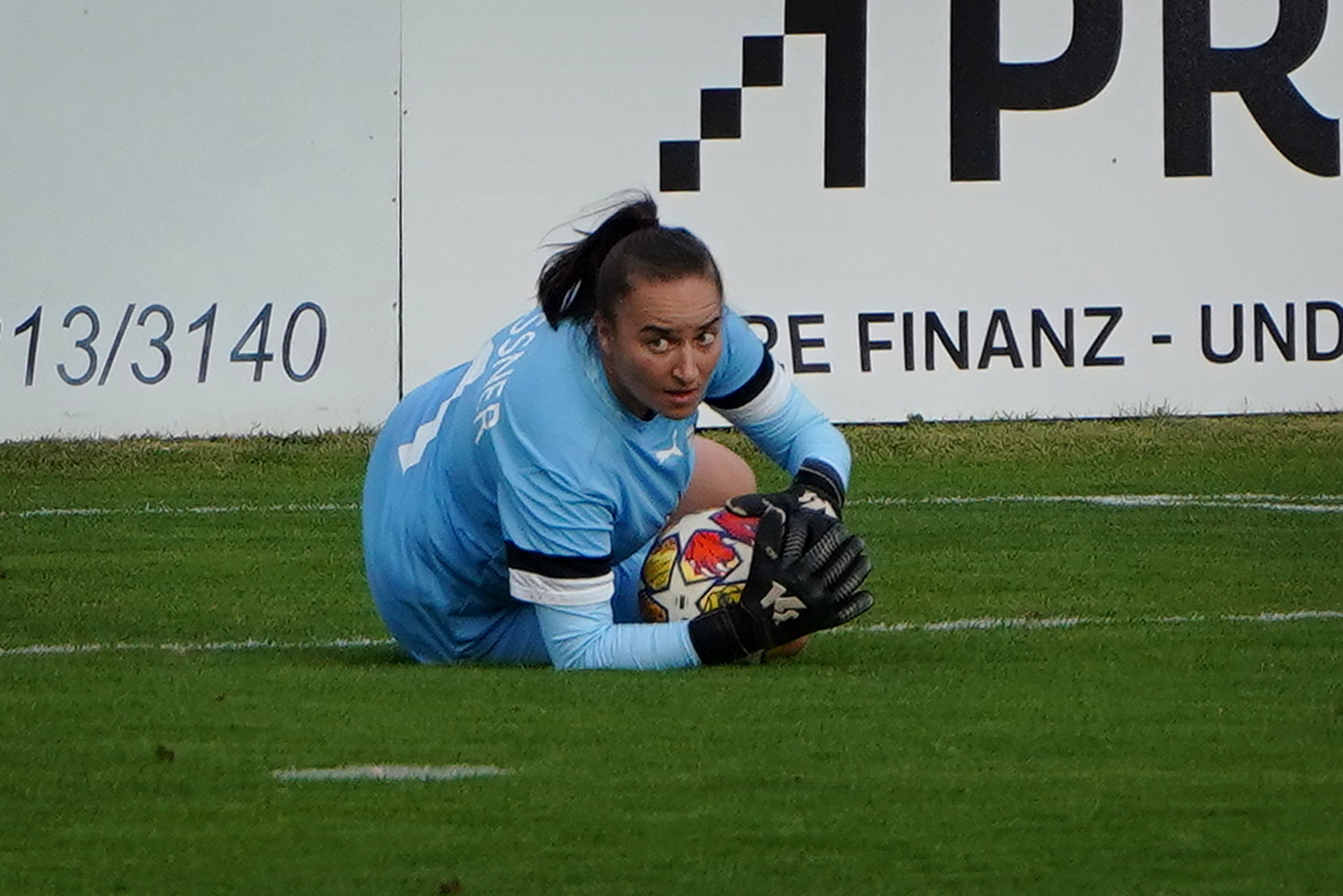 Frauenfusball-Lassee-31