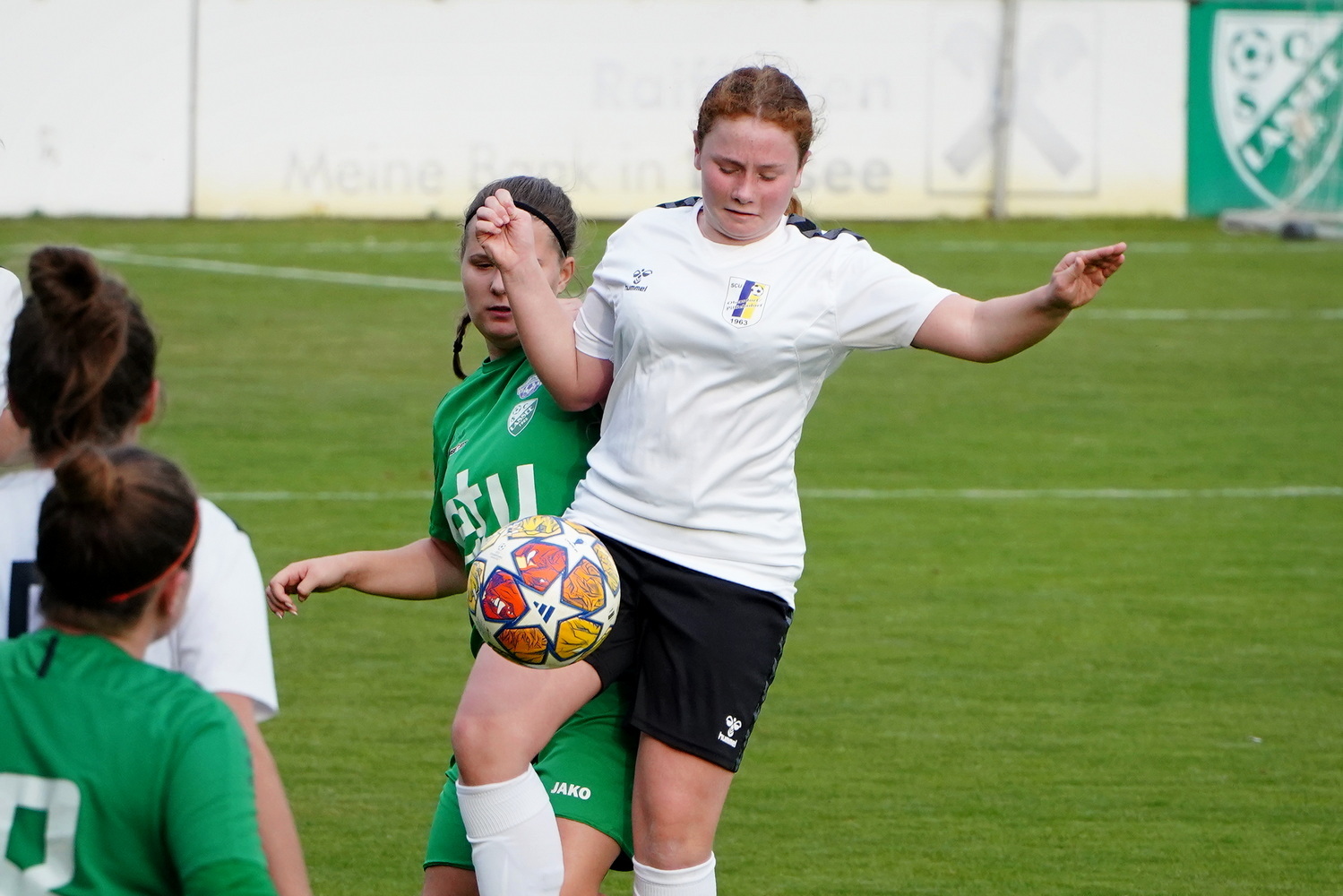 Frauenfusball-Lassee-37