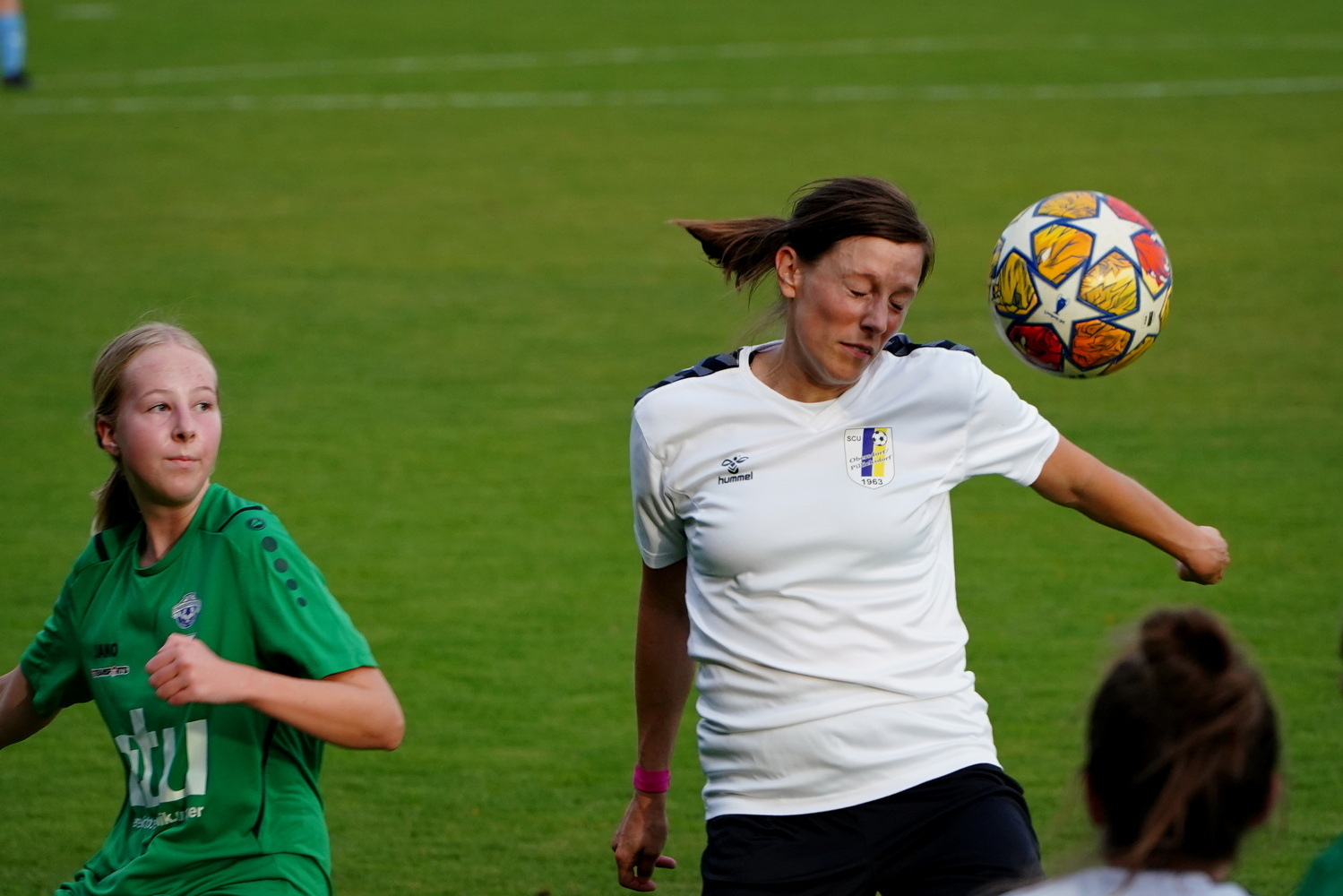 Frauenfusball-Lassee-44