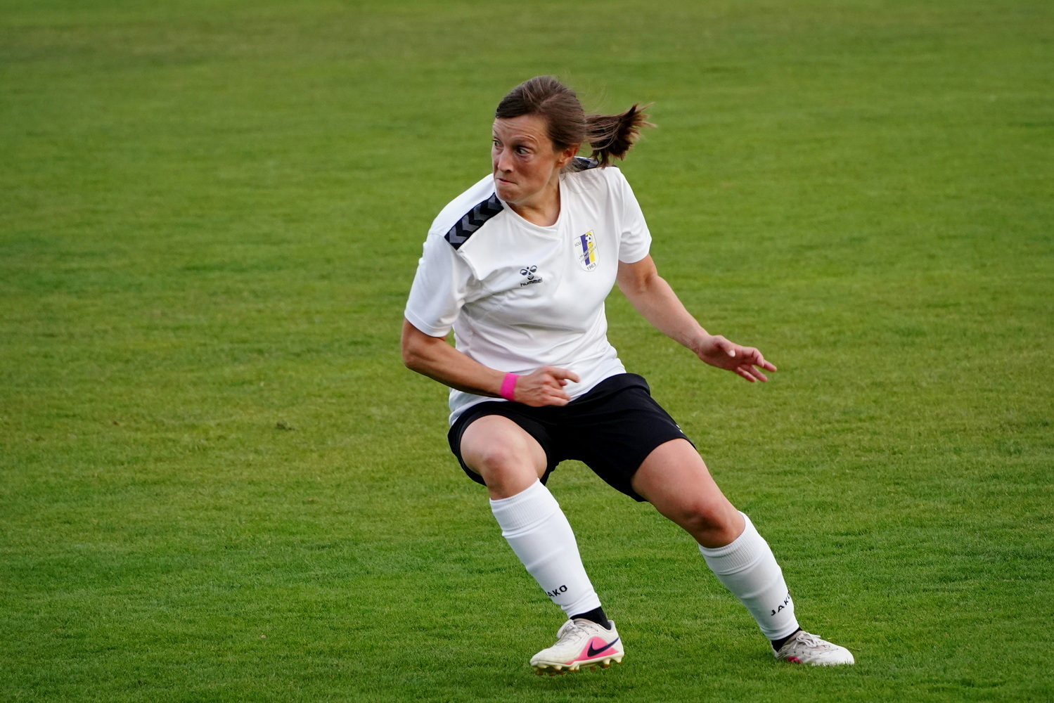 Frauenfusball-Lassee-61