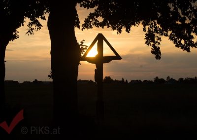 Birgit Vlk schafft 2 neue Wegkreuze 2015