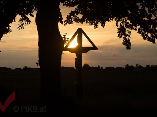 Birgit Vlk schafft 2 neue Wegkreuze 2015