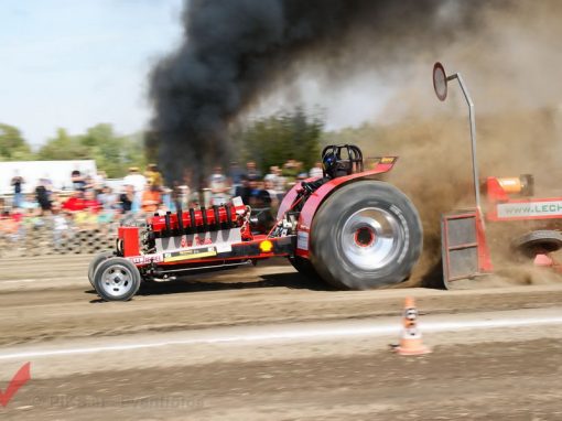 Traktorpulling Fuchsenbigl 2011