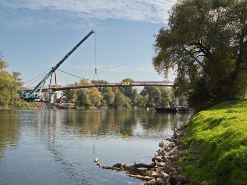 Radbrücke über die March
