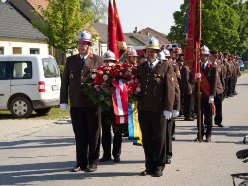 Feuerwehrfest Kranzniederlegung und Frühschoppen 2023