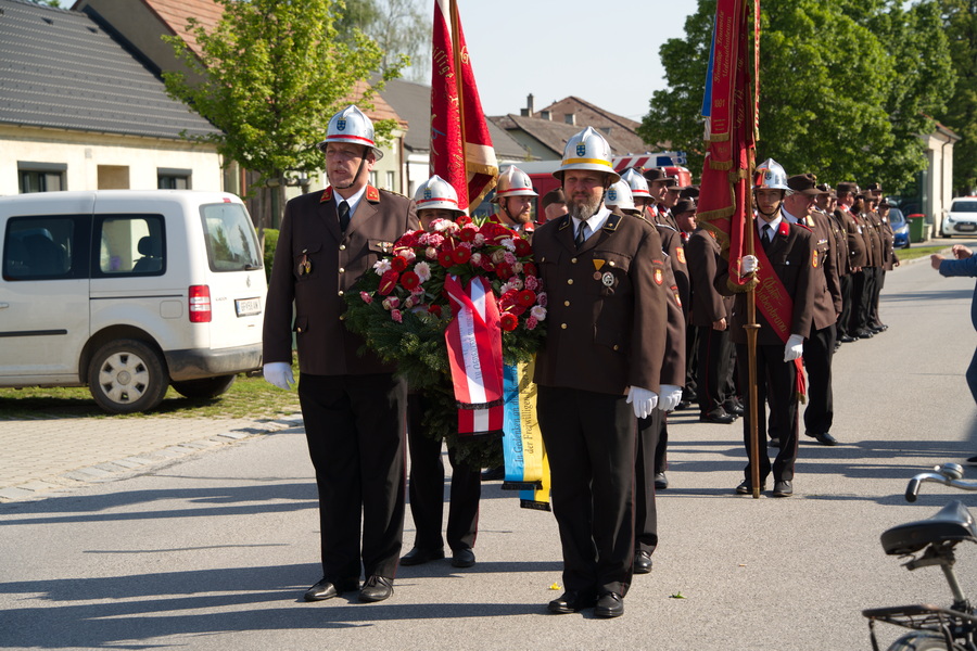 Feuerwehrfest Kranzniederlegung und Frühschoppen 2023