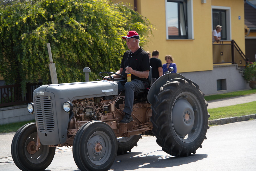 450-Jahre-Breitensee-Traktor-074