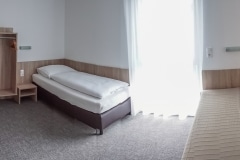bernstein-motel-008