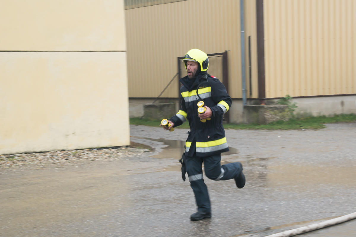 Feuerwehruebung Breitensee 035