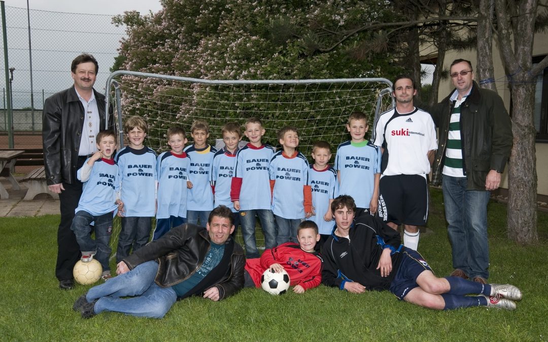 Fußballdressen Knaben 2010