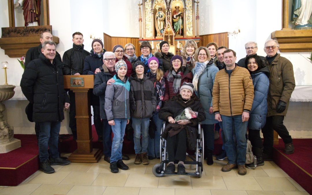 wir feiern den 99er von Frau Walburga Peckl mit einer hl Messe